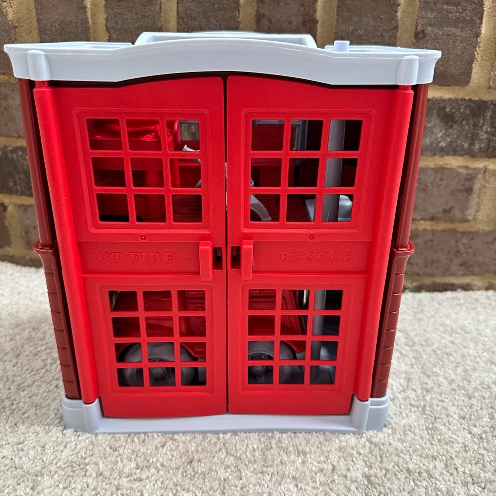 Green Toys Fire Station Playset - Picture 4 of 10